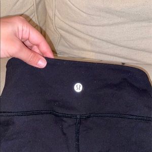 black lulu lemon leggings